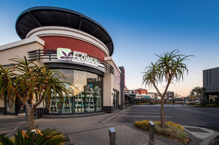 To Let Commercial Property for Rent in Pineslopes Gauteng