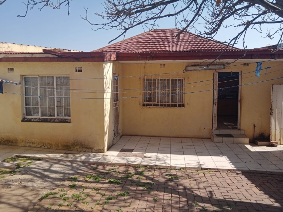 To Let 3 Bedroom Property for Rent in Regents Park Gauteng