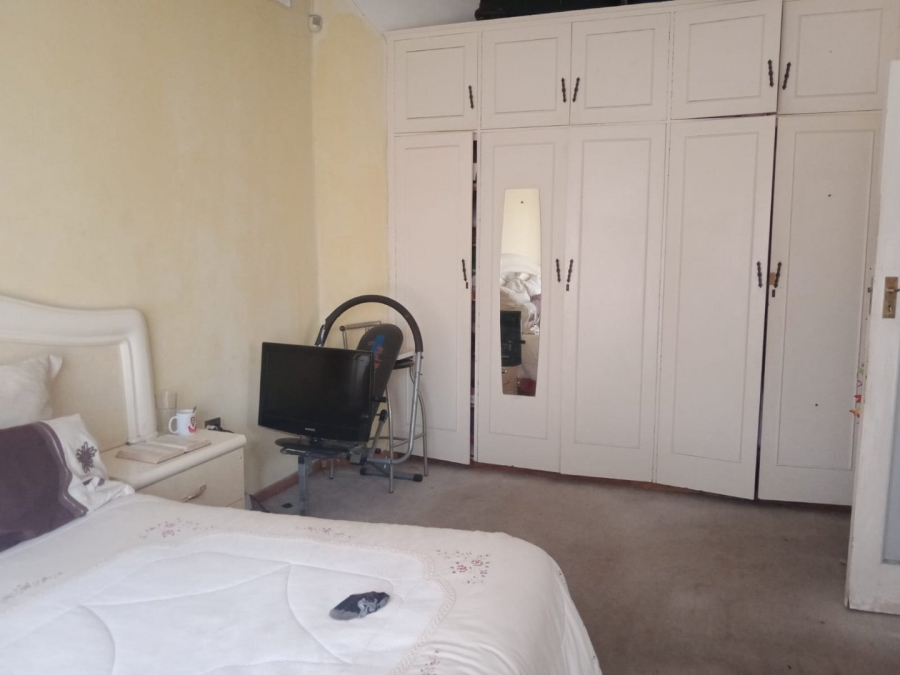 To Let 3 Bedroom Property for Rent in Regents Park Gauteng