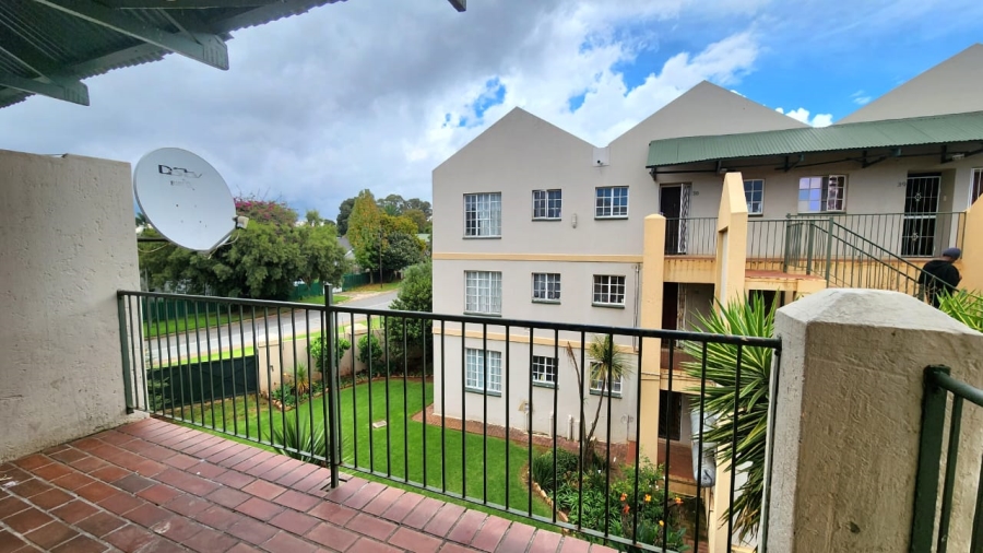 To Let 2 Bedroom Property for Rent in Horizon View Gauteng