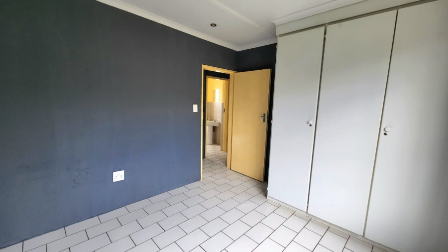 To Let 2 Bedroom Property for Rent in Horizon View Gauteng