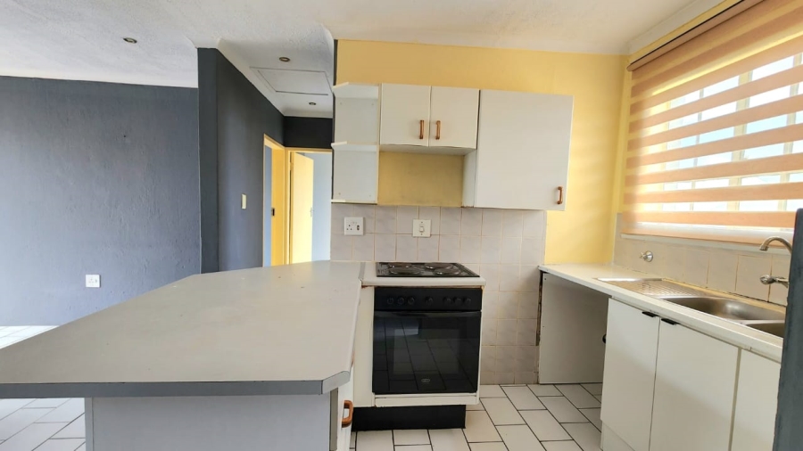 To Let 2 Bedroom Property for Rent in Horizon View Gauteng