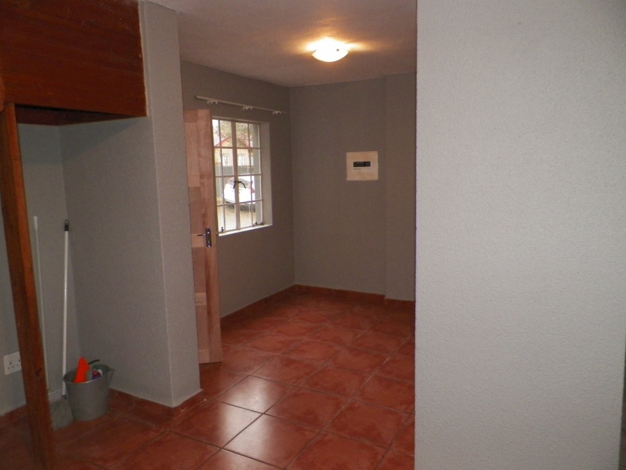 2 Bedroom Property for Sale in Kosmosdal Gauteng