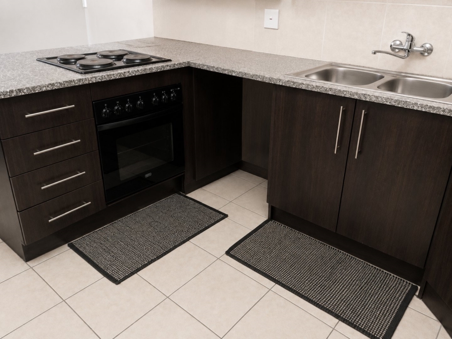 2 Bedroom Property for Sale in Summerfields Estate Gauteng