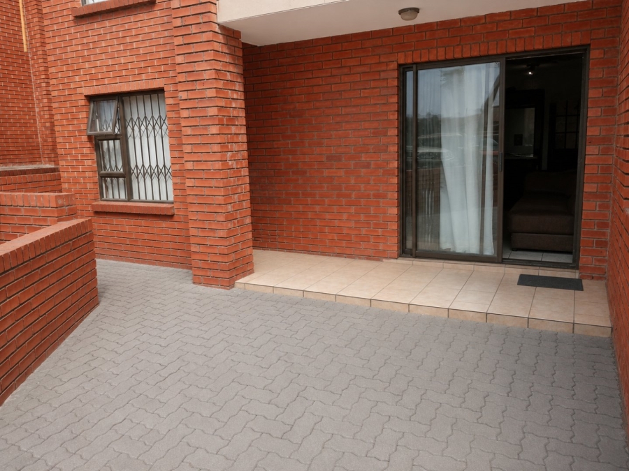 2 Bedroom Property for Sale in Summerfields Estate Gauteng