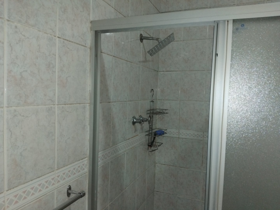 4 Bedroom Property for Sale in Rustivia Gauteng