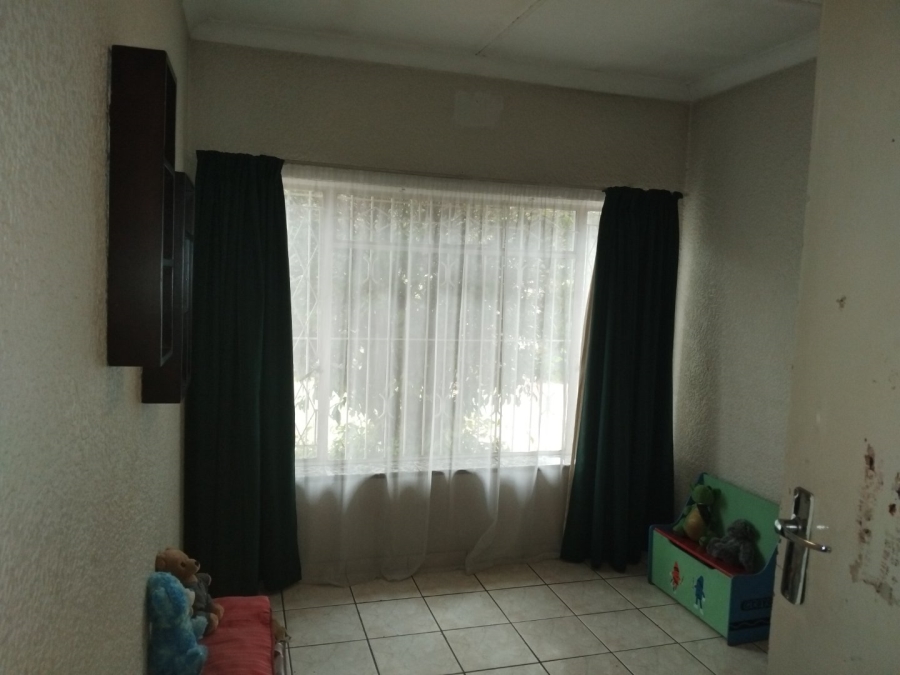 4 Bedroom Property for Sale in Rustivia Gauteng