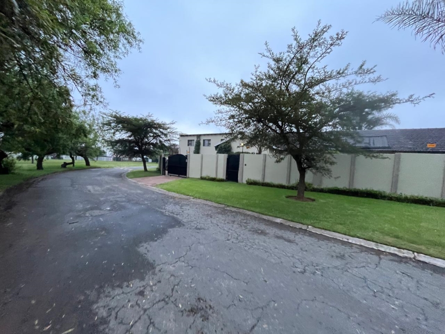 4 Bedroom Property for Sale in Rustivia Gauteng
