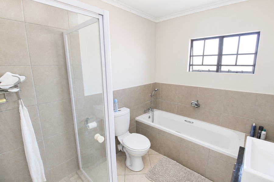 3 Bedroom Property for Sale in Sagewood Gauteng