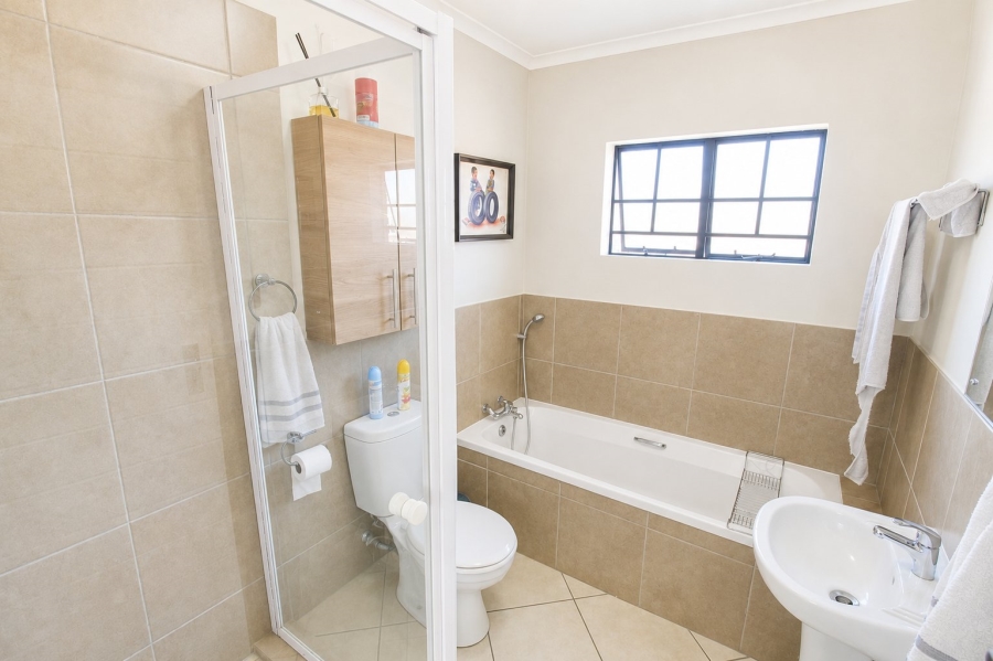 3 Bedroom Property for Sale in Sagewood Gauteng