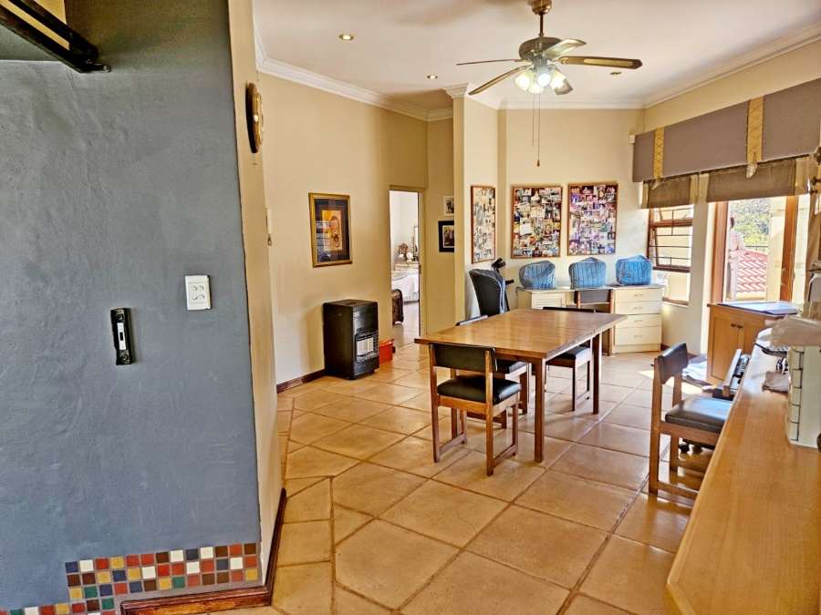 4 Bedroom Property for Sale in Van Riebeeck Park Gauteng