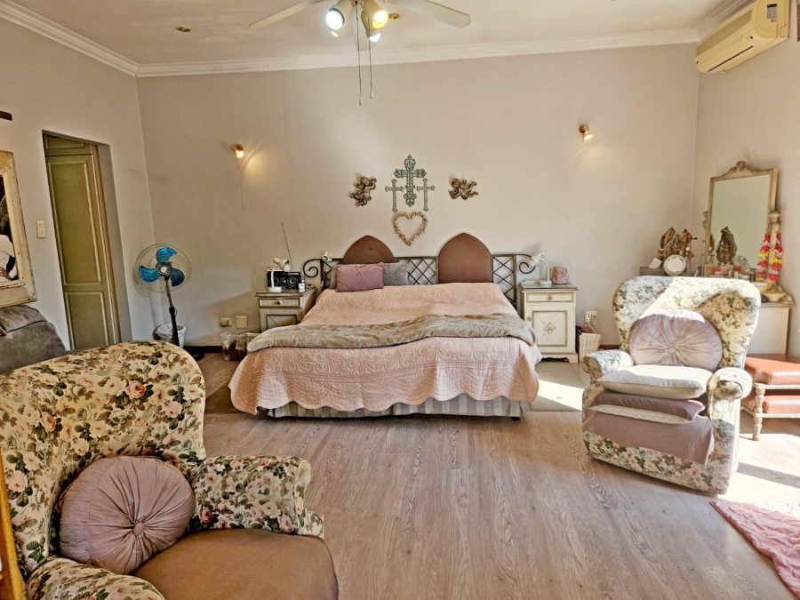 4 Bedroom Property for Sale in Van Riebeeck Park Gauteng
