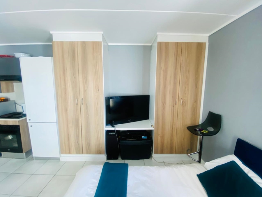 1 Bedroom Property for Sale in Linbro Park Gauteng