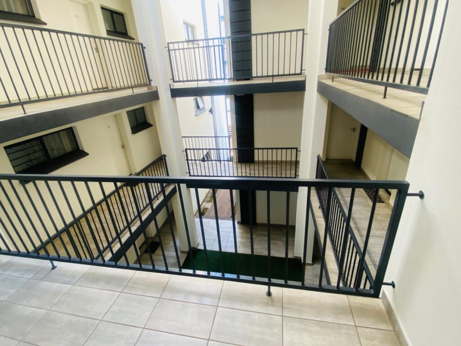 1 Bedroom Property for Sale in Linbro Park Gauteng