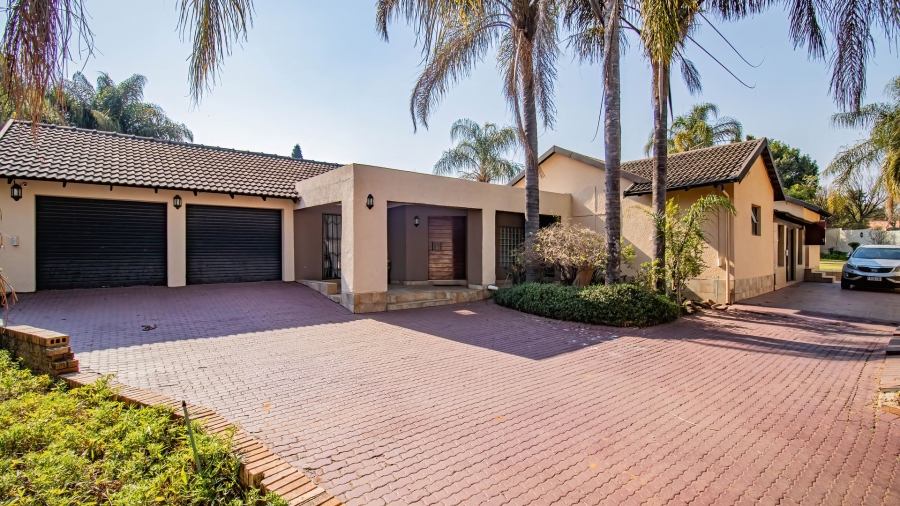 4 Bedroom Property for Sale in Vorna Valley Gauteng