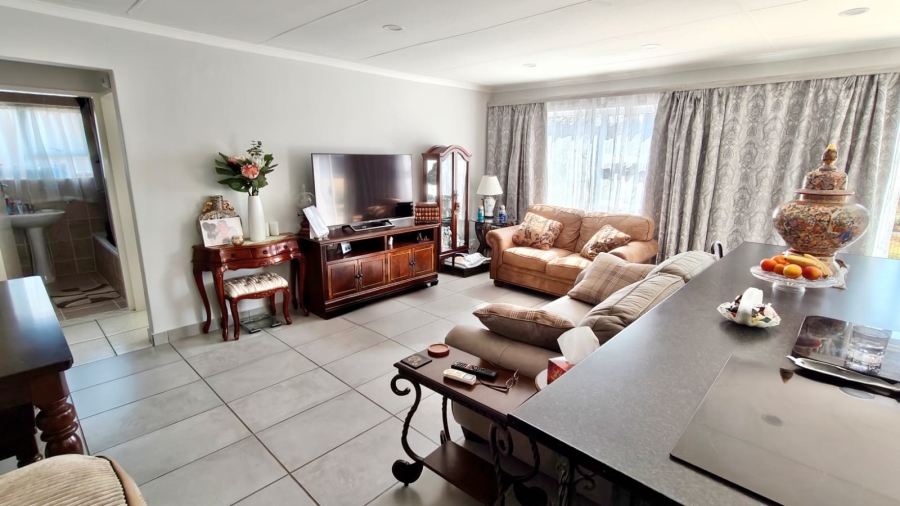 2 Bedroom Property for Sale in Vaal Marina Gauteng