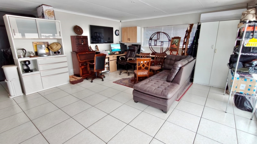 2 Bedroom Property for Sale in Vaal Marina Gauteng