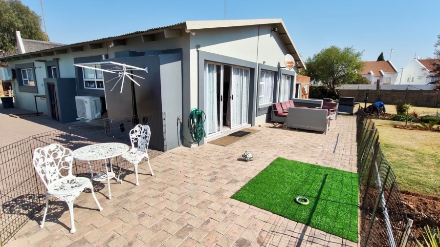 2 Bedroom Property for Sale in Vaal Marina Gauteng