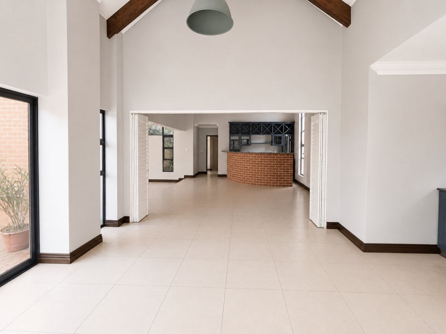 4 Bedroom Property for Sale in Midstream Ridge Gauteng