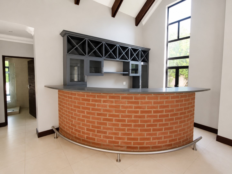 4 Bedroom Property for Sale in Midstream Ridge Gauteng