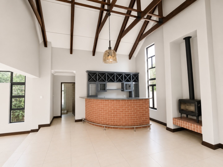 4 Bedroom Property for Sale in Midstream Ridge Gauteng