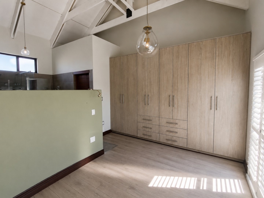 4 Bedroom Property for Sale in Midstream Ridge Gauteng