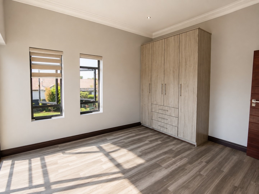 4 Bedroom Property for Sale in Midstream Ridge Gauteng