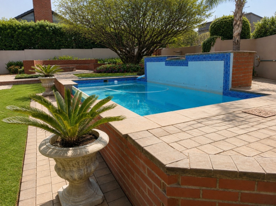 4 Bedroom Property for Sale in Midstream Ridge Gauteng