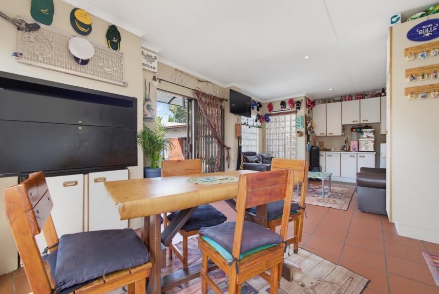 4 Bedroom Property for Sale in Bardene Gauteng