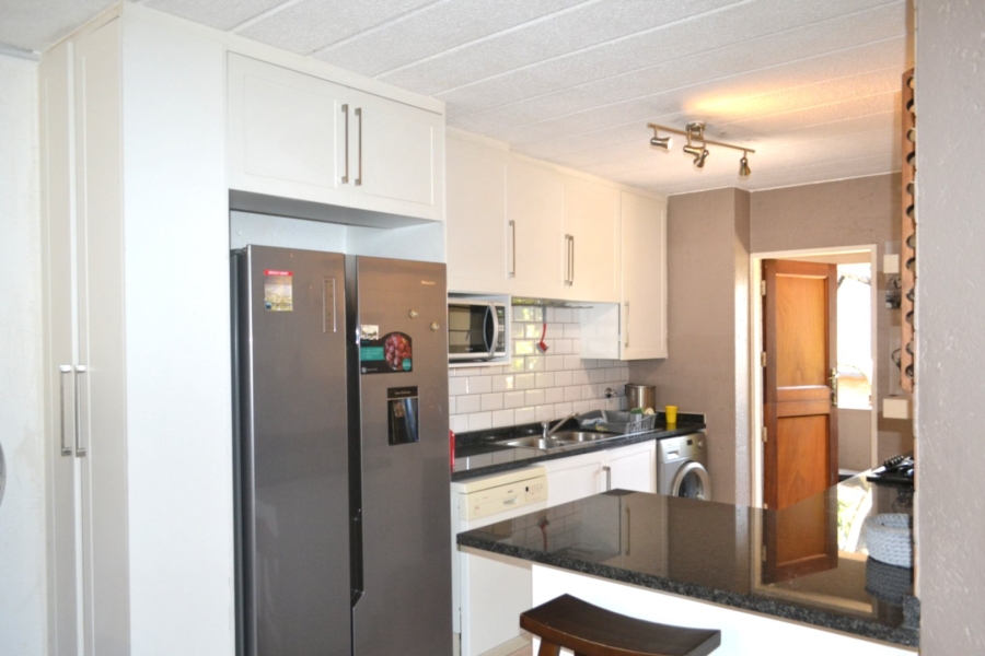 2 Bedroom Property for Sale in Craighall Park Gauteng