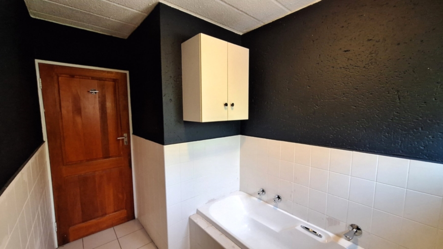 2 Bedroom Property for Sale in Craighall Park Gauteng