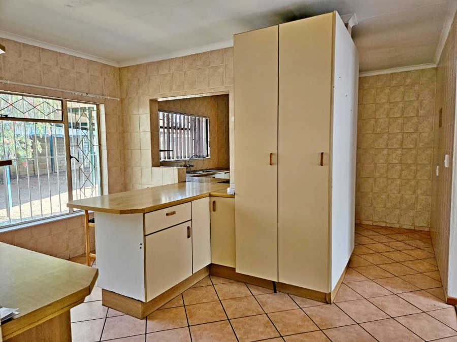 3 Bedroom Property for Sale in Birchleigh North Gauteng