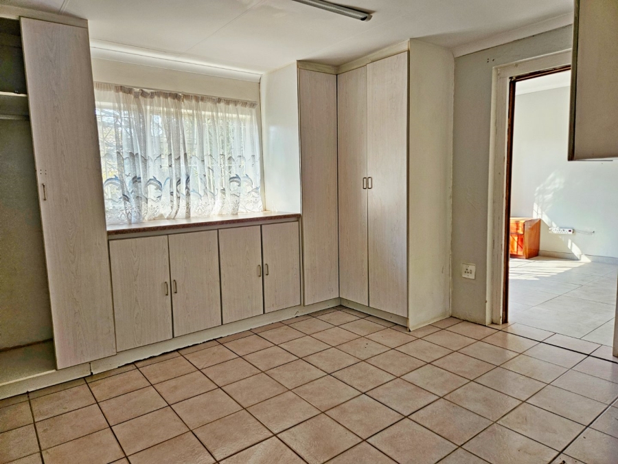 3 Bedroom Property for Sale in Birchleigh North Gauteng