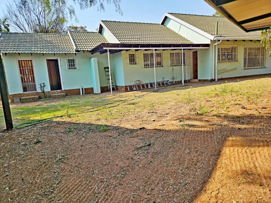 3 Bedroom Property for Sale in Birchleigh North Gauteng