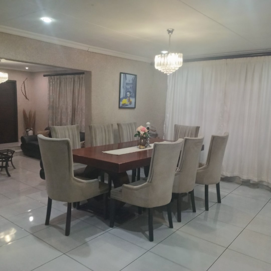To Let 2 Bedroom Property for Rent in Cosmo City Gauteng
