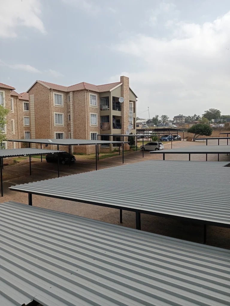 To Let 2 Bedroom Property for Rent in North Riding Gauteng