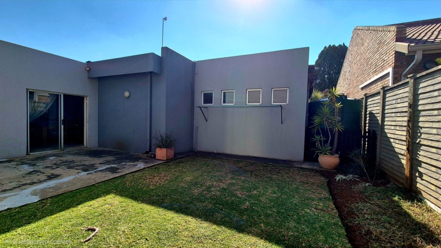 4 Bedroom Property for Sale in Vanderbijlpark SE 3 Gauteng