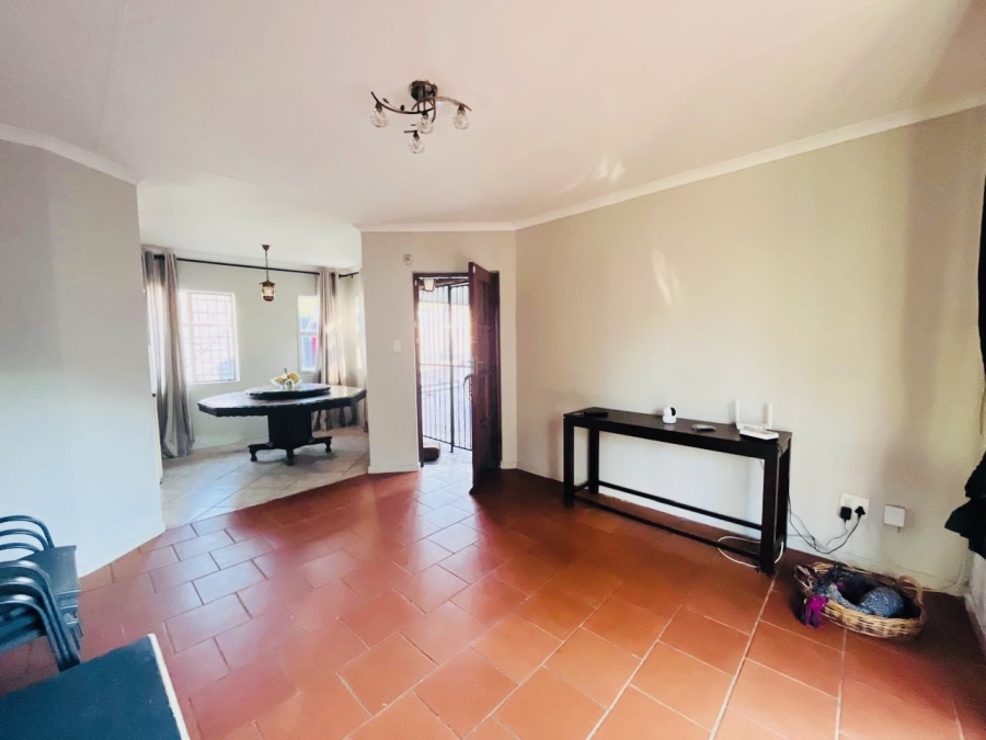 3 Bedroom Property for Sale in Doornpoort AH Gauteng
