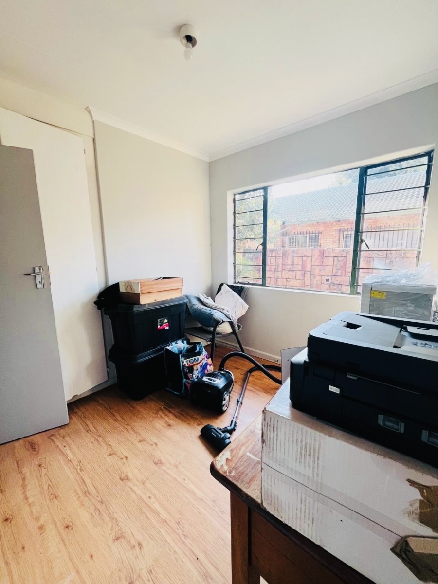 3 Bedroom Property for Sale in Doornpoort AH Gauteng