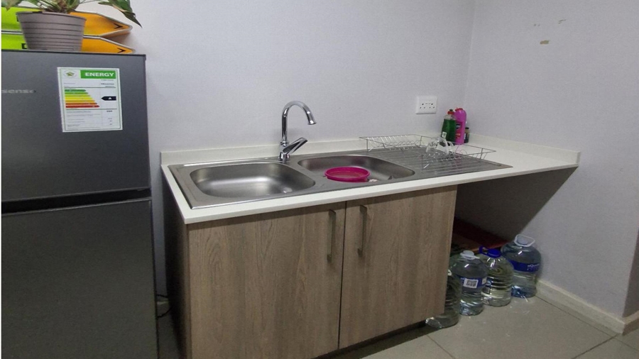 1 Bedroom Property for Sale in Halfway Gardens Gauteng