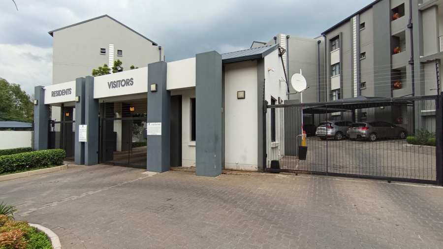 1 Bedroom Property for Sale in Halfway Gardens Gauteng