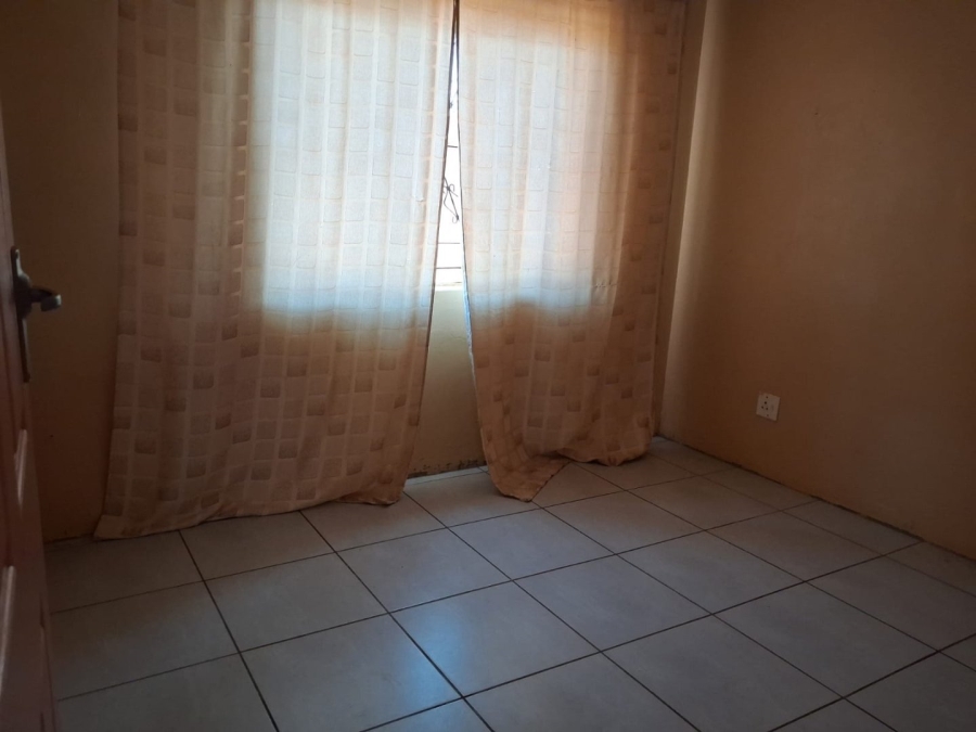 2 Bedroom Property for Sale in Soshanguve FF Gauteng