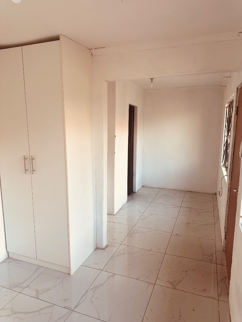 To Let 1 Bedroom Property for Rent in Naturena Gauteng