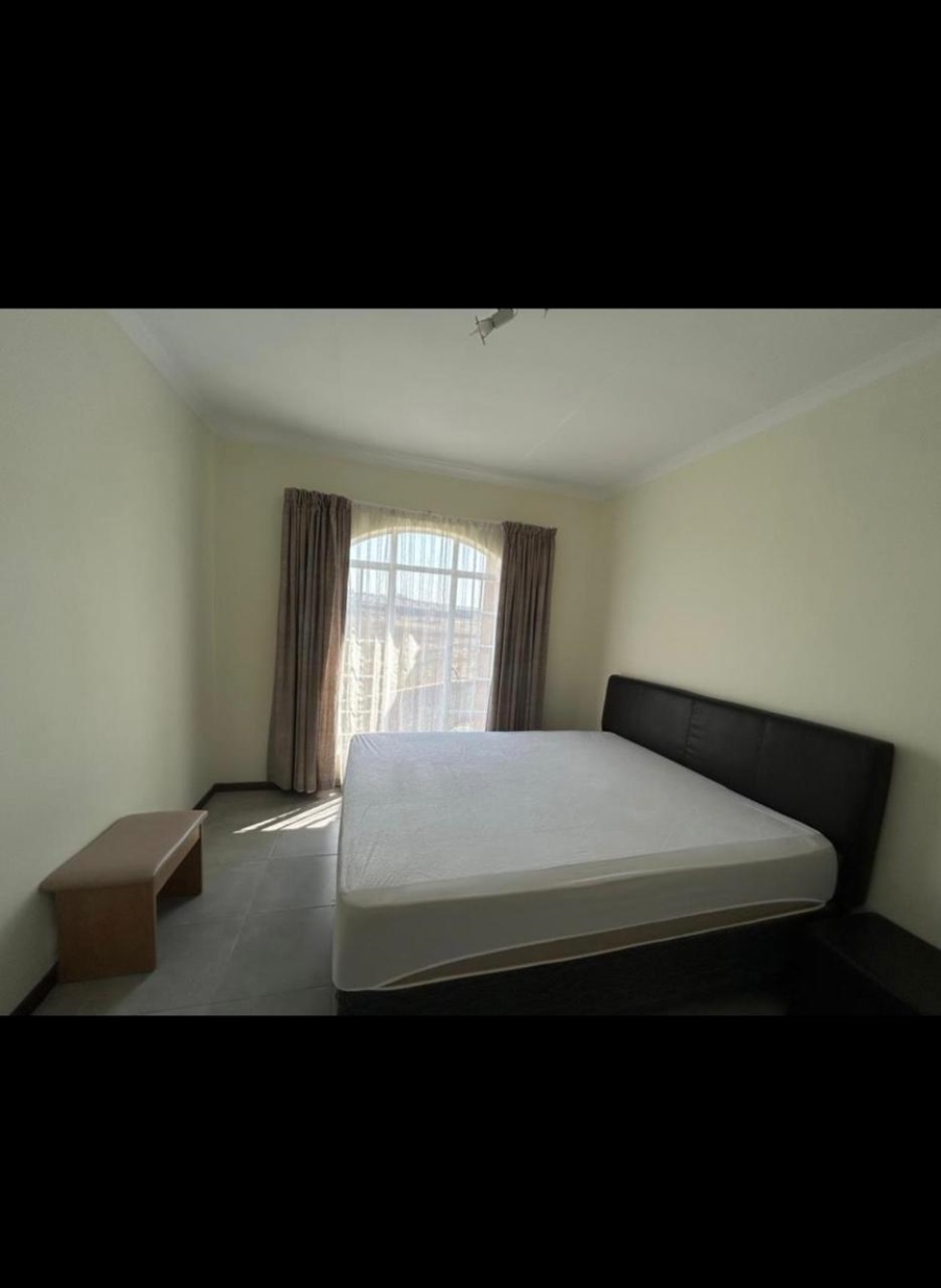 To Let 2 Bedroom Property for Rent in Noordwyk Gauteng
