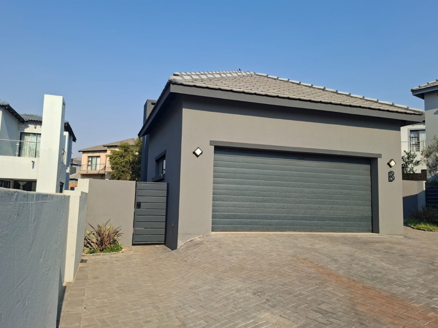 4 Bedroom Property for Sale in Thatchfield Estate Gauteng