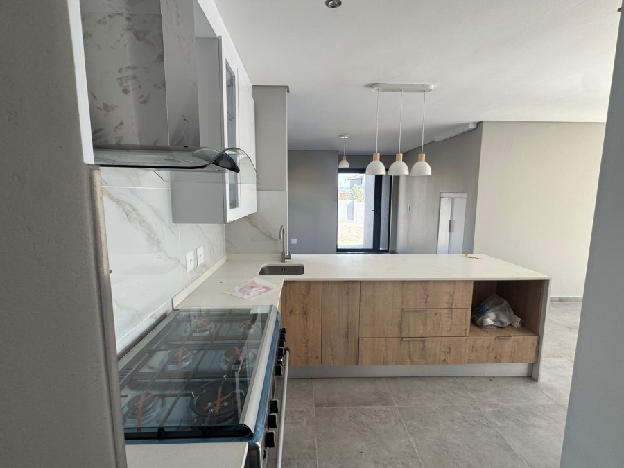 4 Bedroom Property for Sale in Thatchfield Estate Gauteng