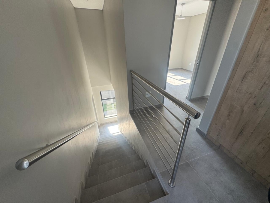4 Bedroom Property for Sale in Thatchfield Estate Gauteng