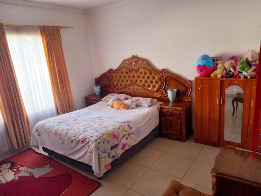 4 Bedroom Property for Sale in Thatchfield Estate Gauteng