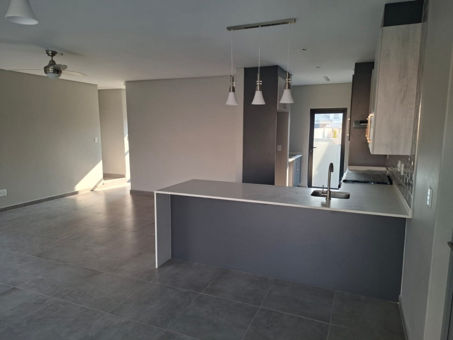 4 Bedroom Property for Sale in Thatchfield Estate Gauteng