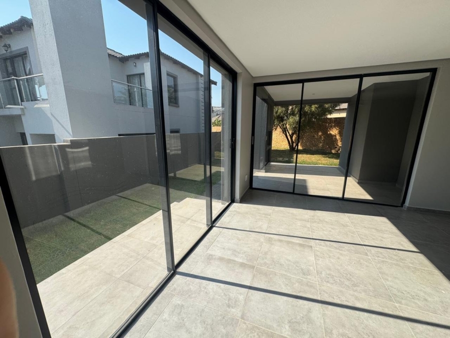 4 Bedroom Property for Sale in Thatchfield Estate Gauteng